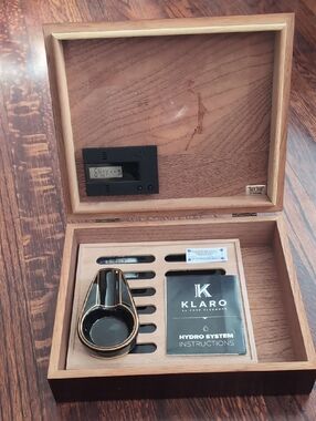 Klaro By Case Elegance Hydro Cigar Humidor